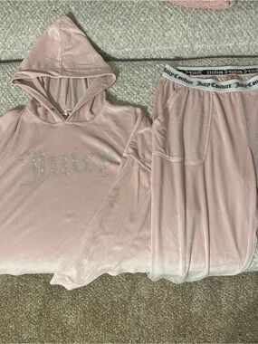 Juicy Couture SleepWear Set
